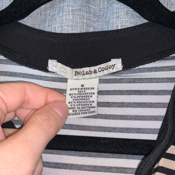 *WOMENS small Belah & Cody tank - Picture 2 of 5